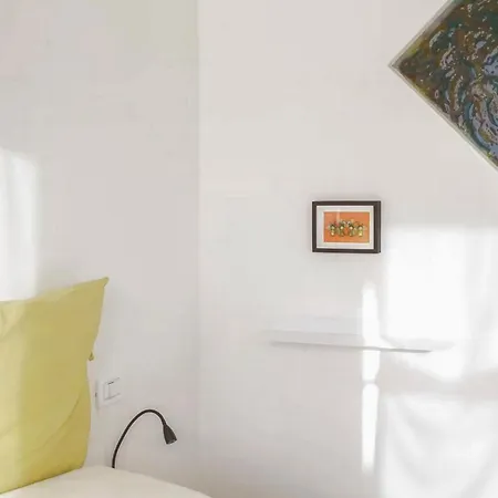 Guillon Apartment